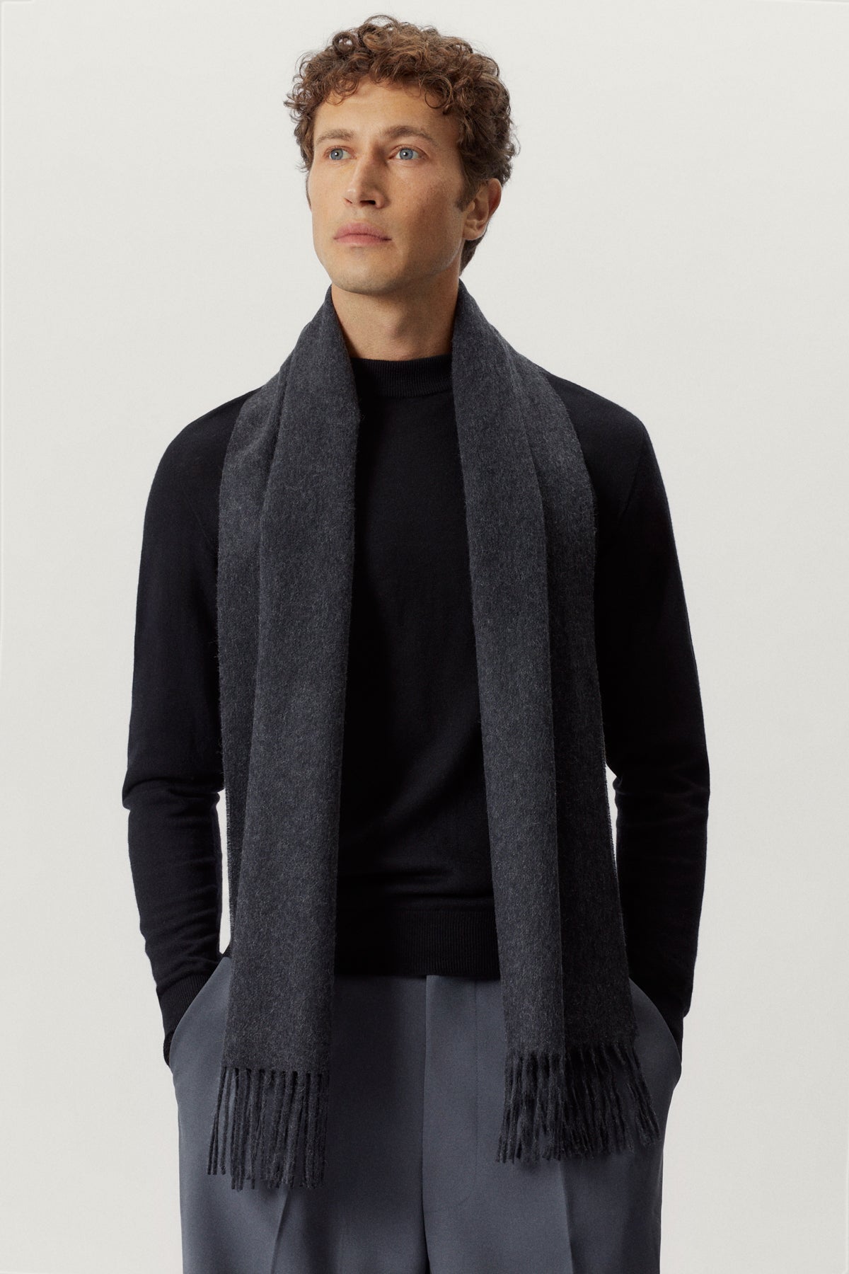 the regenerated cashmere scarf dark grey