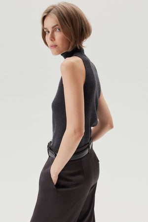 Charcoal Grey | The Superior Cashmere A-line Top