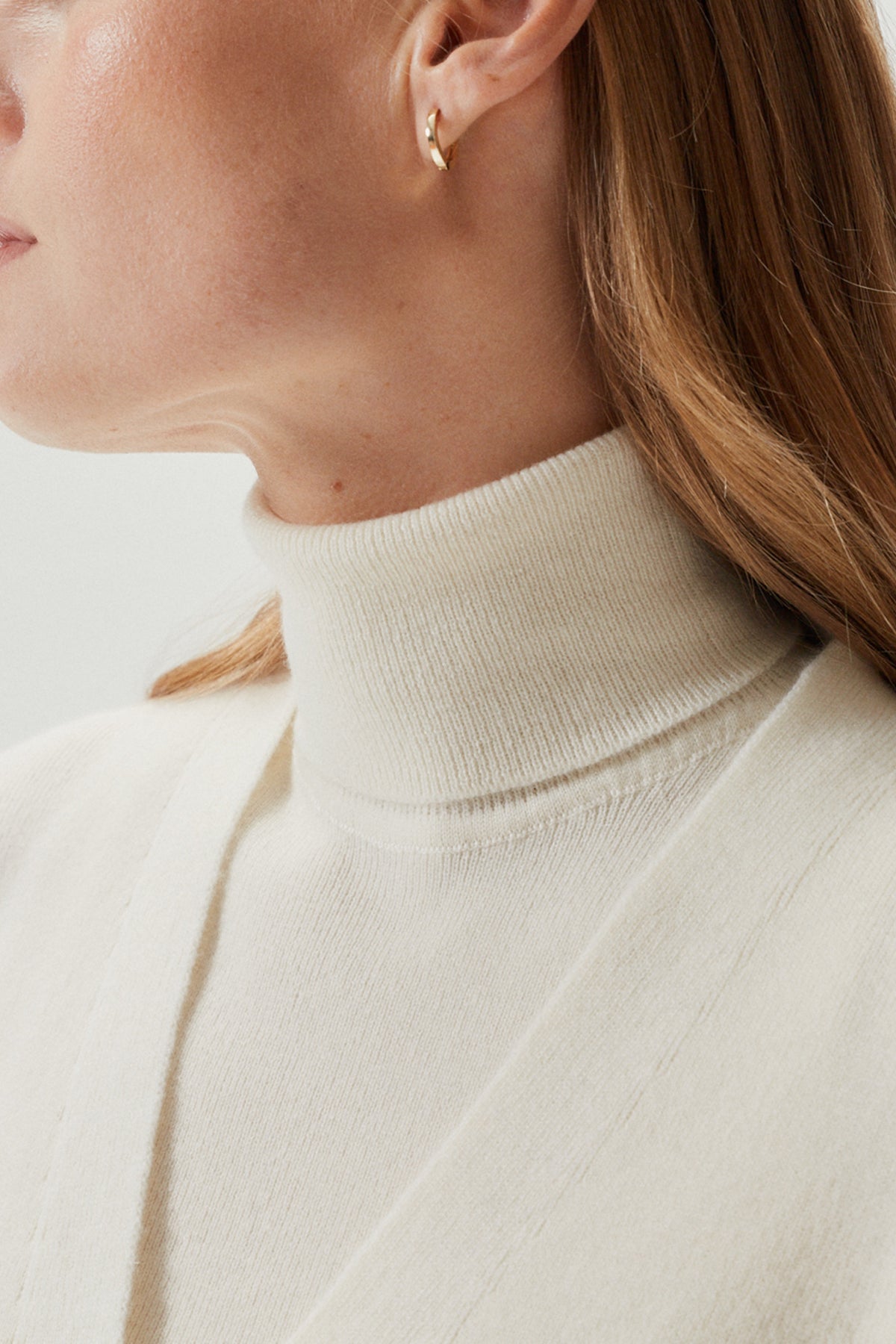 Le cardigan ennui de Cashmere supérieur - Version imparfaite