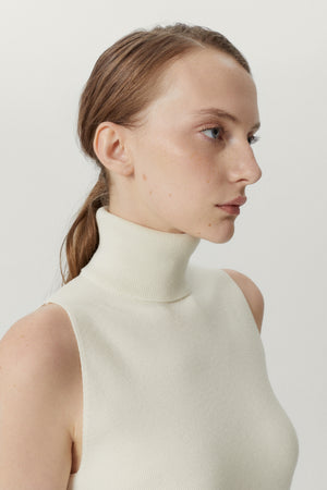 Natural White | The Ultrasoft Wool A-line top