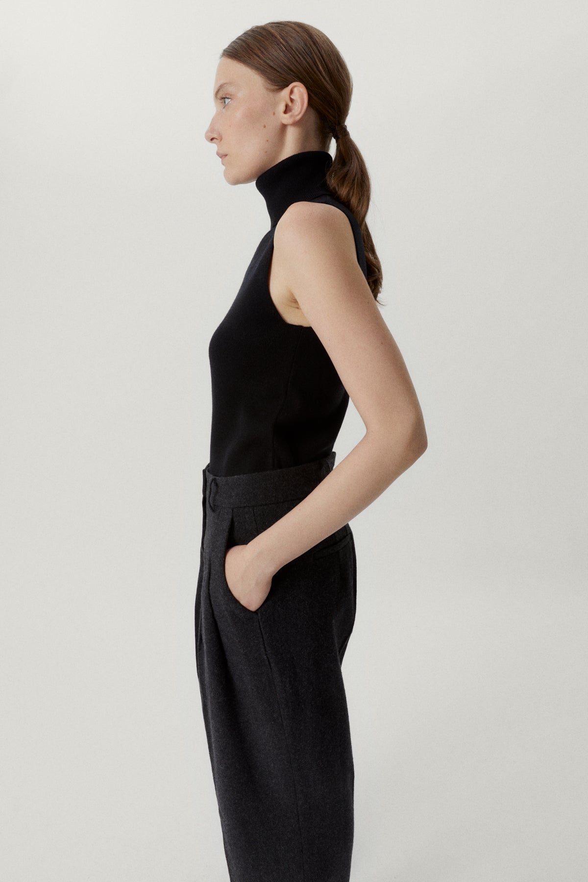 the ultrasoft wool a line top black