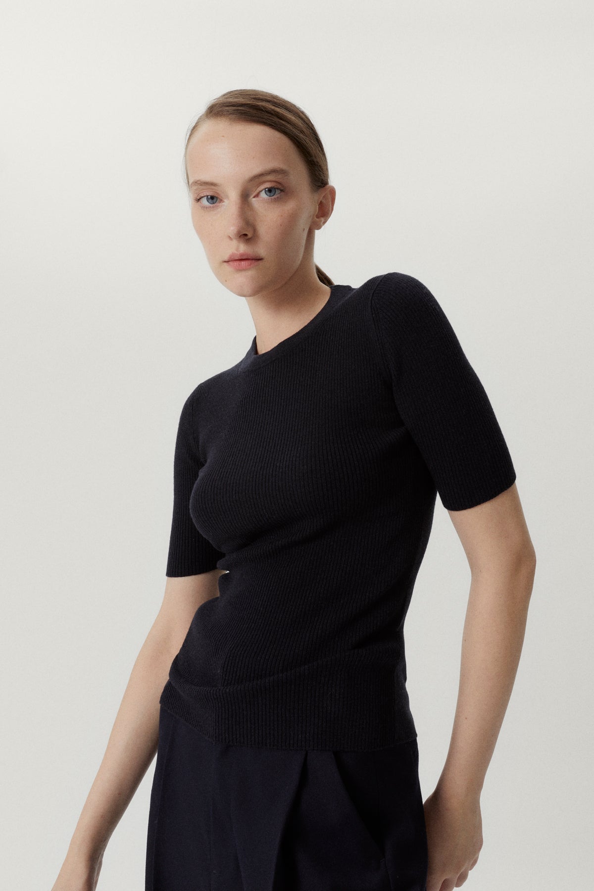the ultrasoft wool ribbed t shirt midnight blue