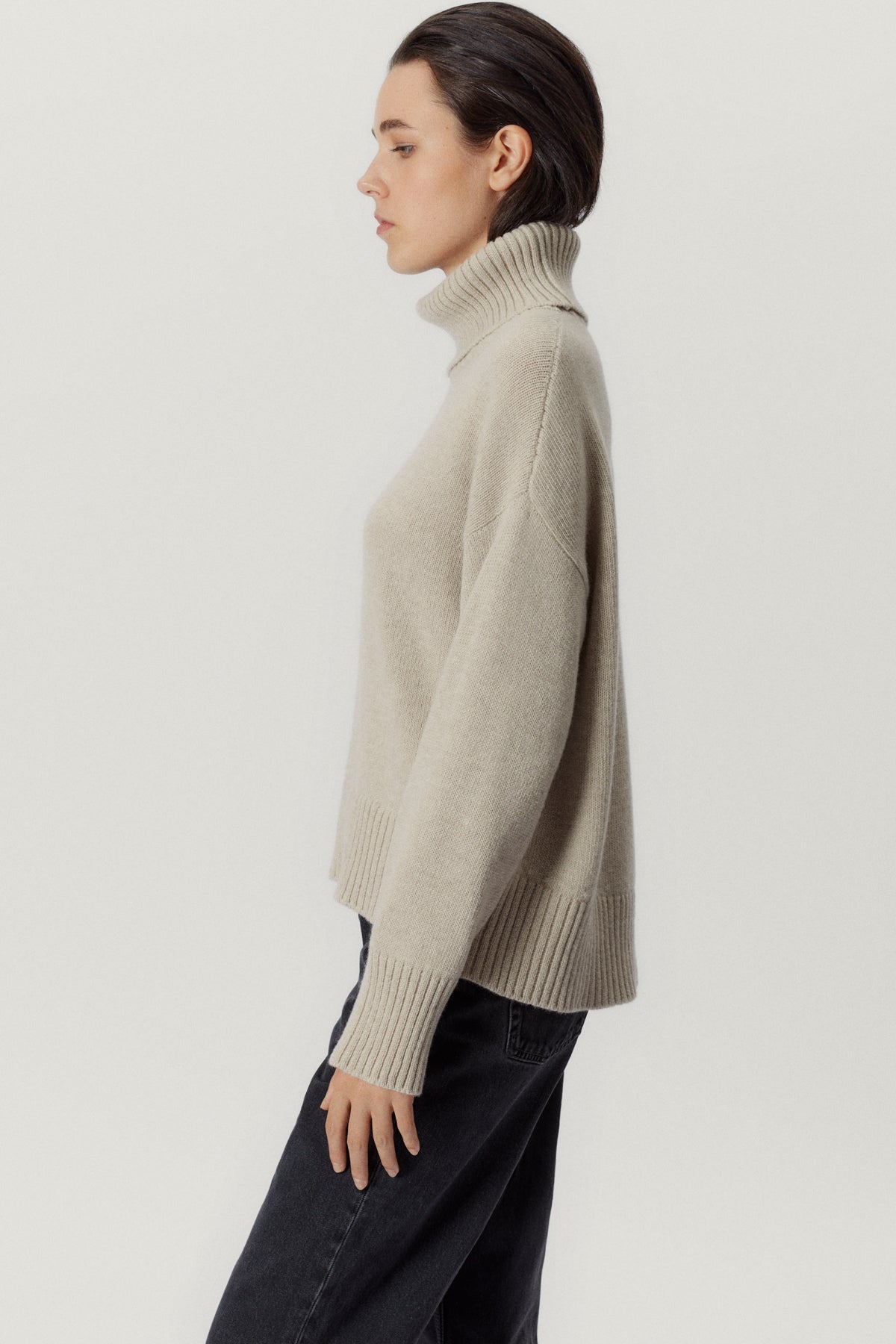 the woolen chunky roll neck ecru