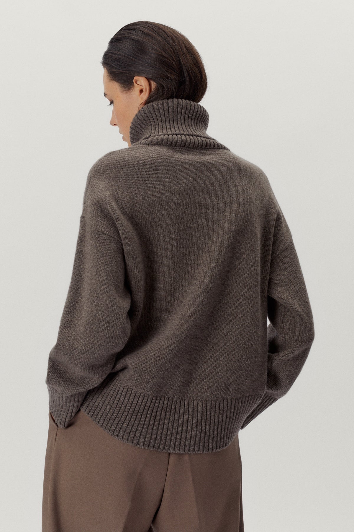 The Woolen Chunky Roll-Neck