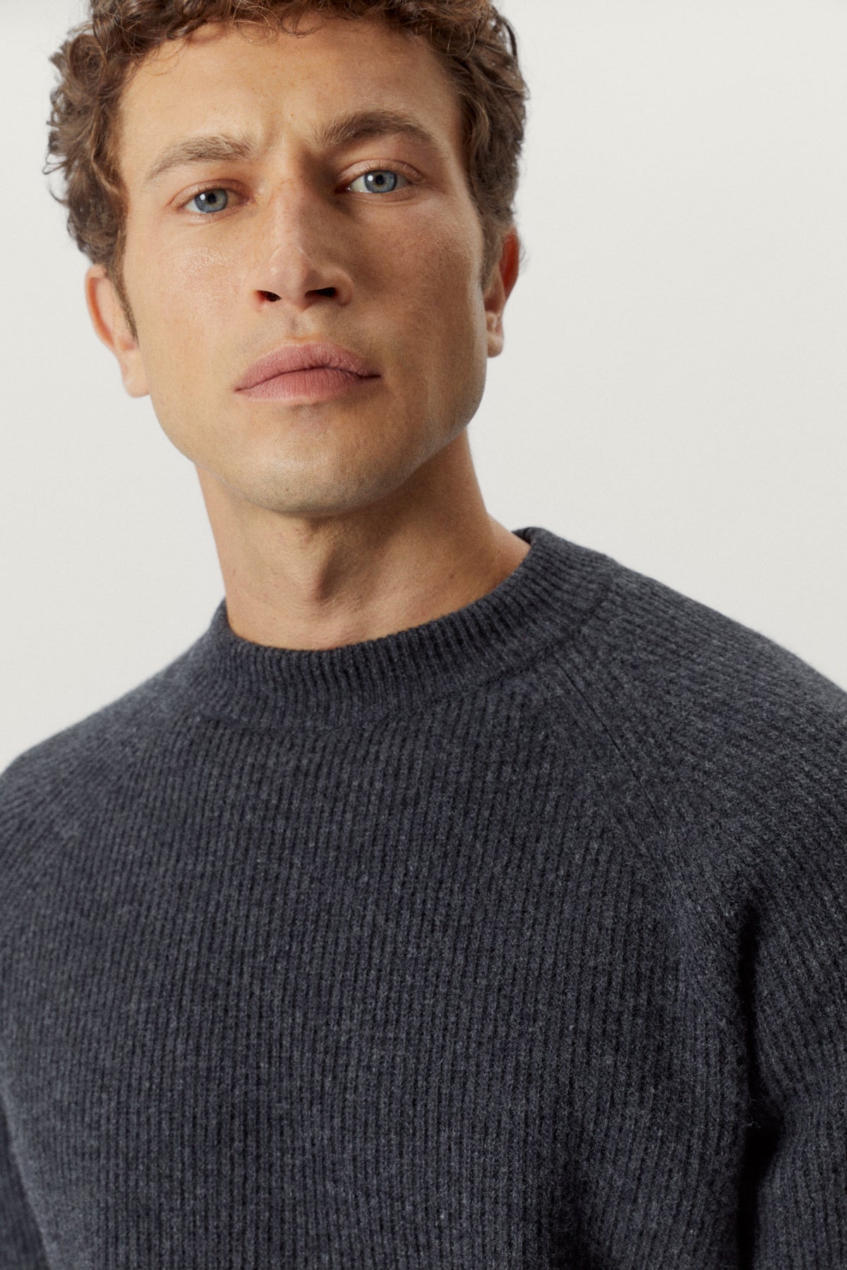 the woolen perkins sweater ash grey