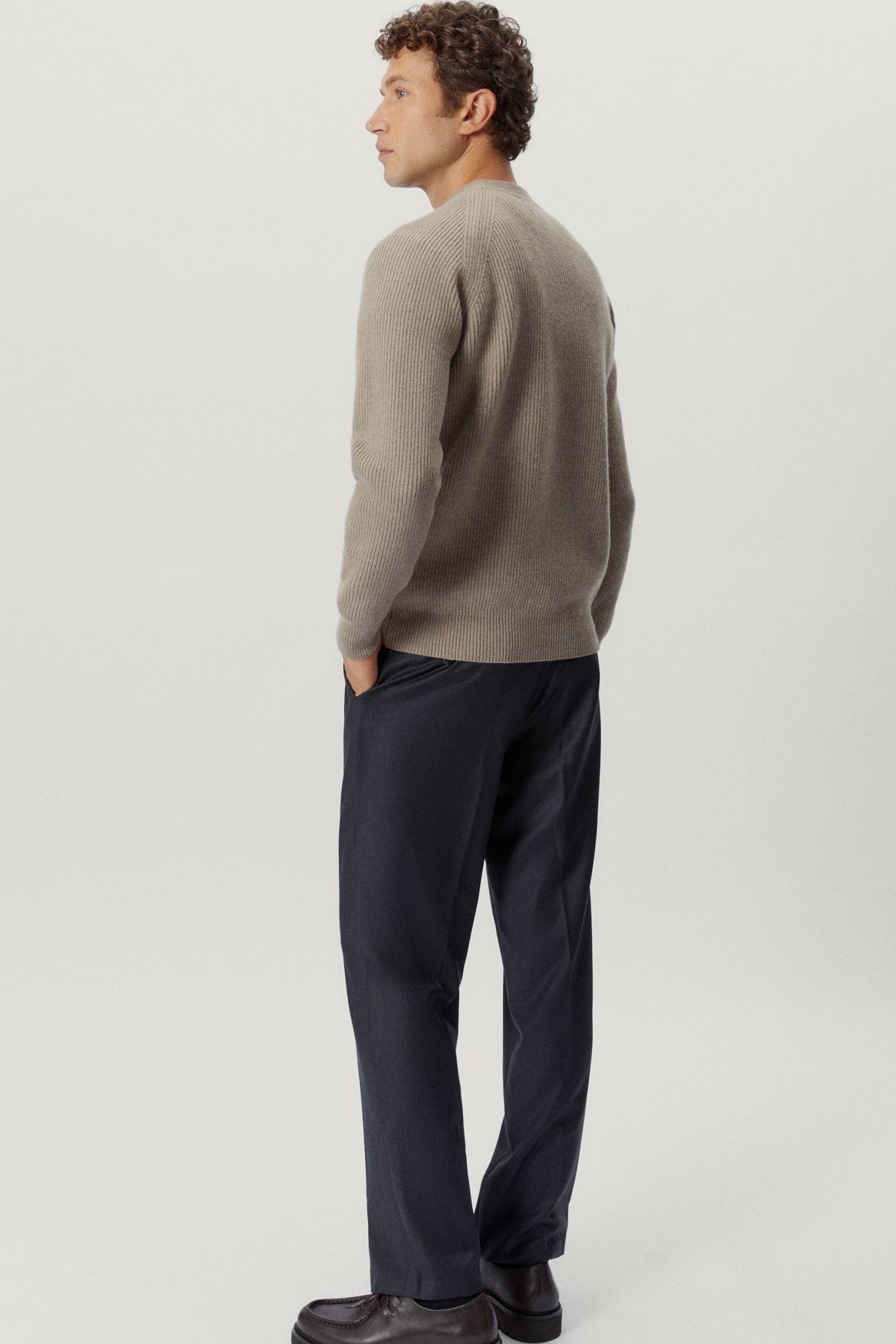 the woolen roll neck oak