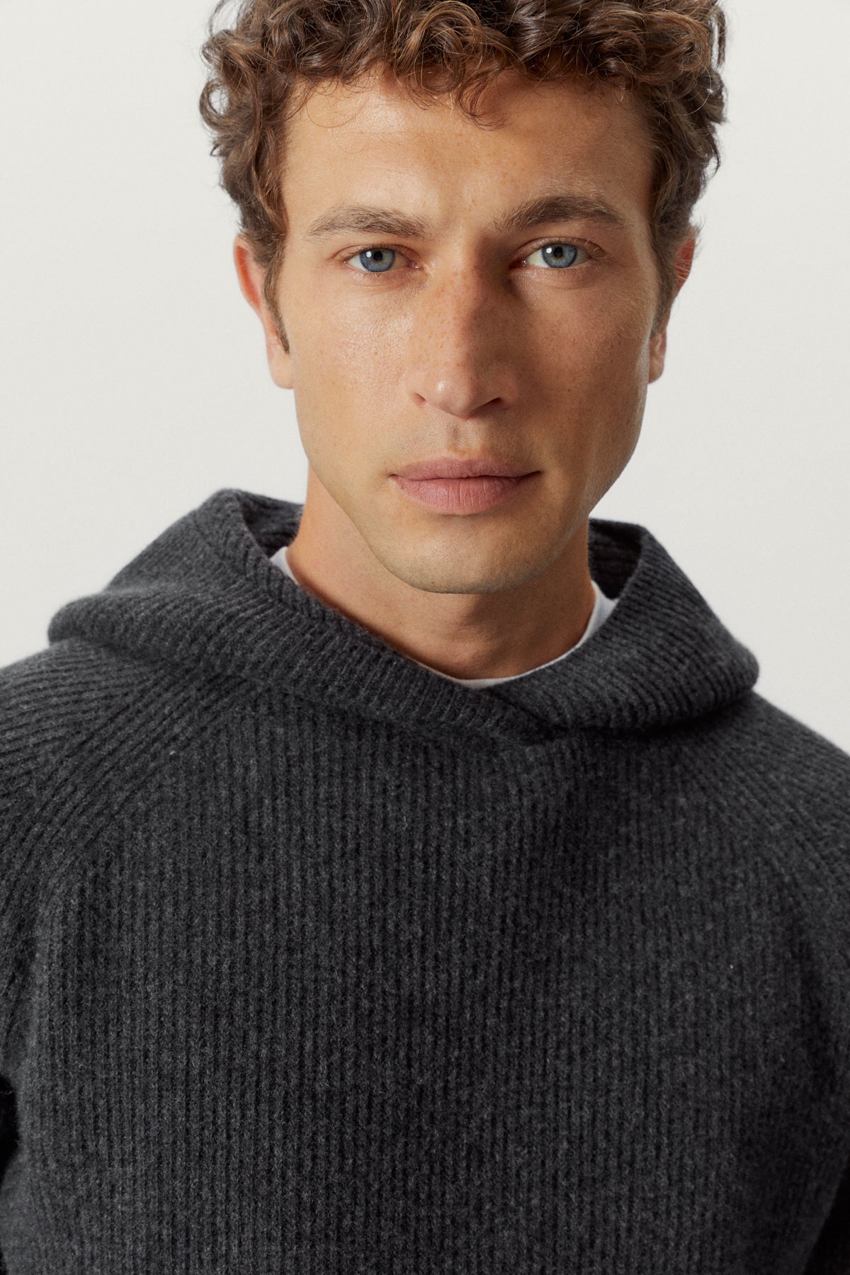 the woolen ribbed hoodie sweater ash grey