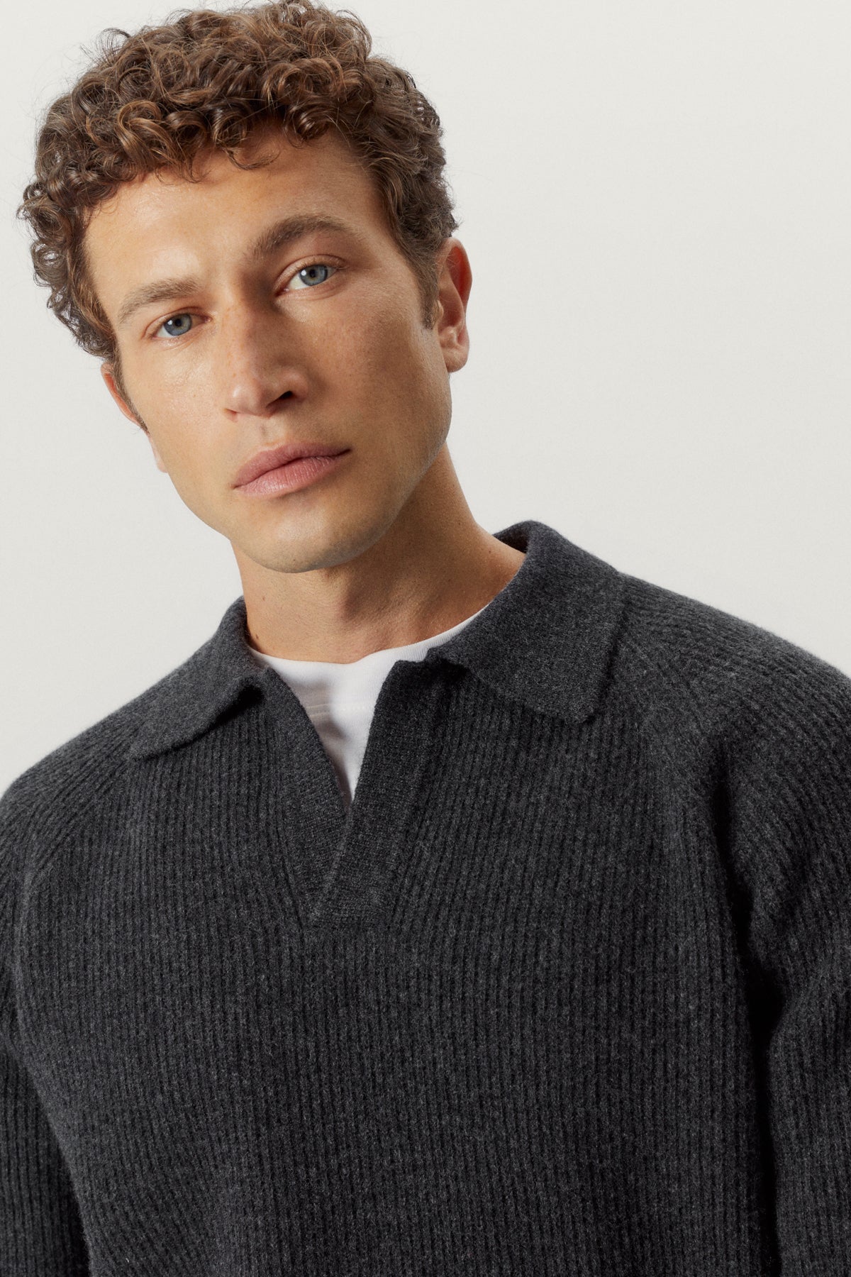 the woolen ribbed polo ash grey