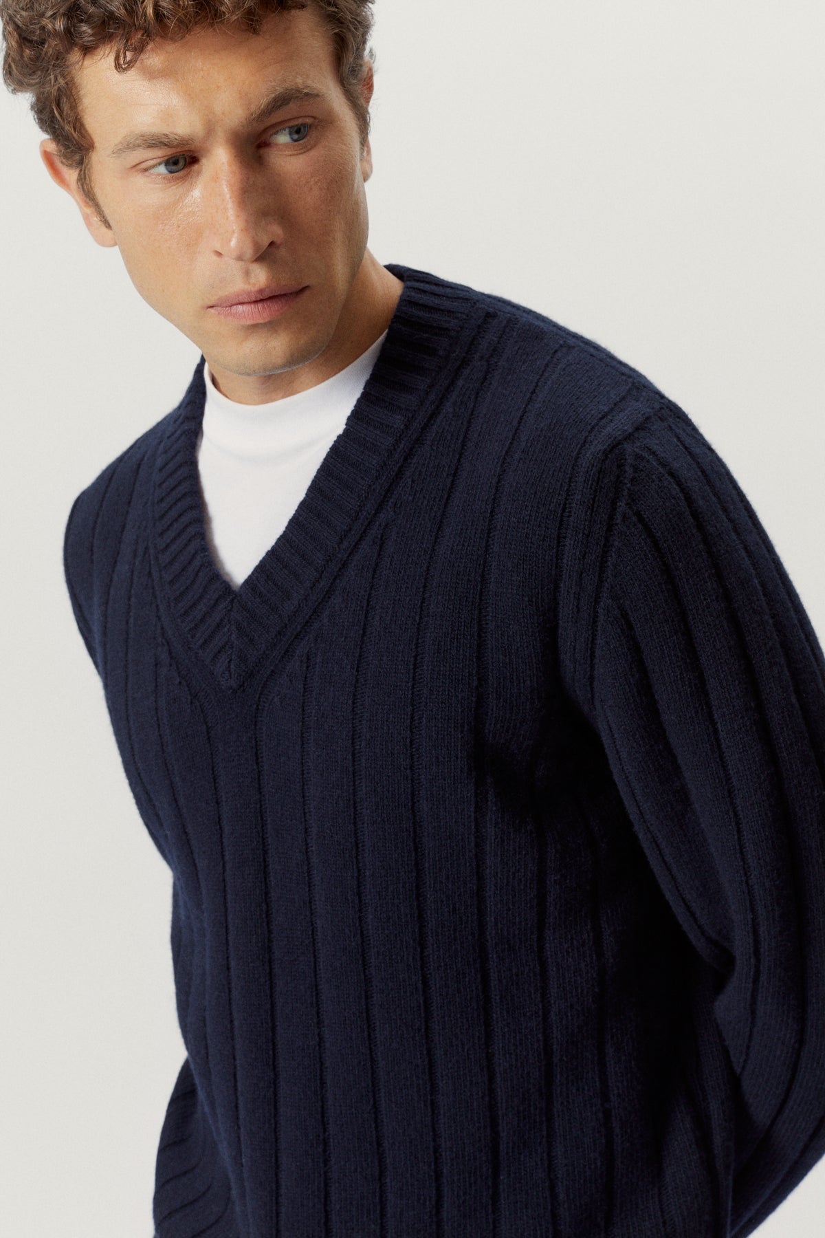 the woolen vintage v neck blue navy