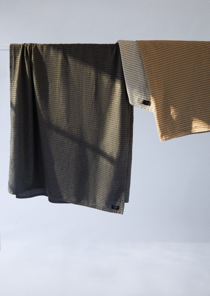 Slate | The Pure Linen Beach Towel