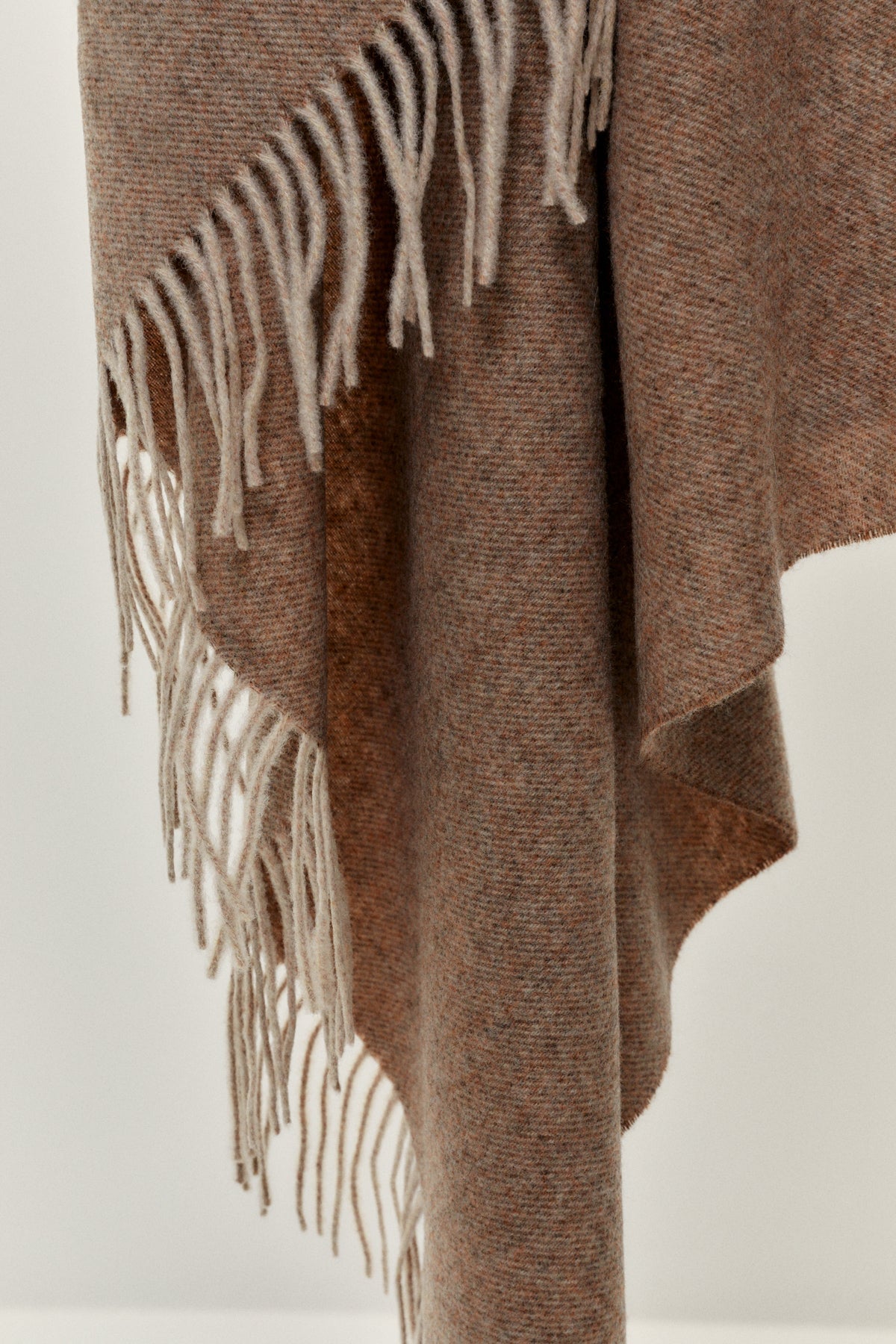 Light Brown | The Merino Blanket with Fringes